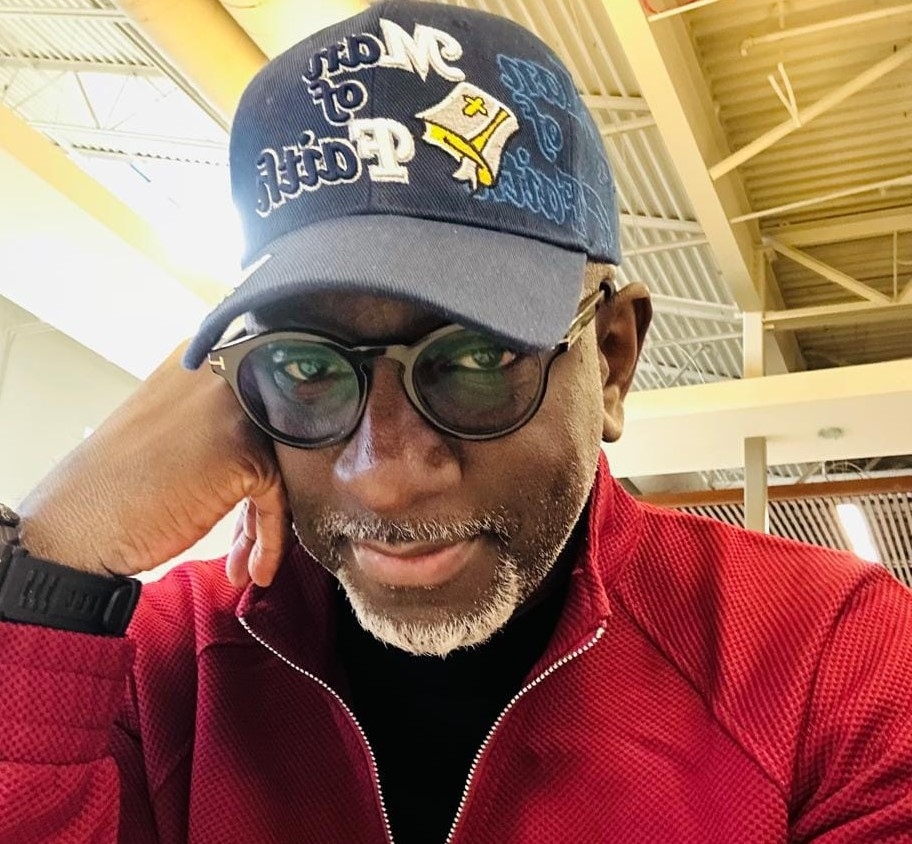 “Kulala na wanawake 400 na kurekodi hakukufanyi kuwa lejendari” – Robert Burale