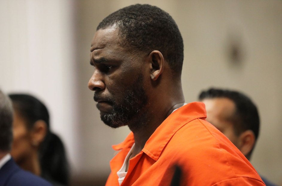 R Kelly: Nimetunga nyimbo albamu 25 katika kipindi cha Miaka 3 ndani ya kifungo cha miaka 30 jela