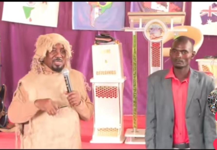 Muumini aliyezabwa kofi na Pastor Ng’ang’a avunja kimya,  akiri kuota na mke wa kiroho