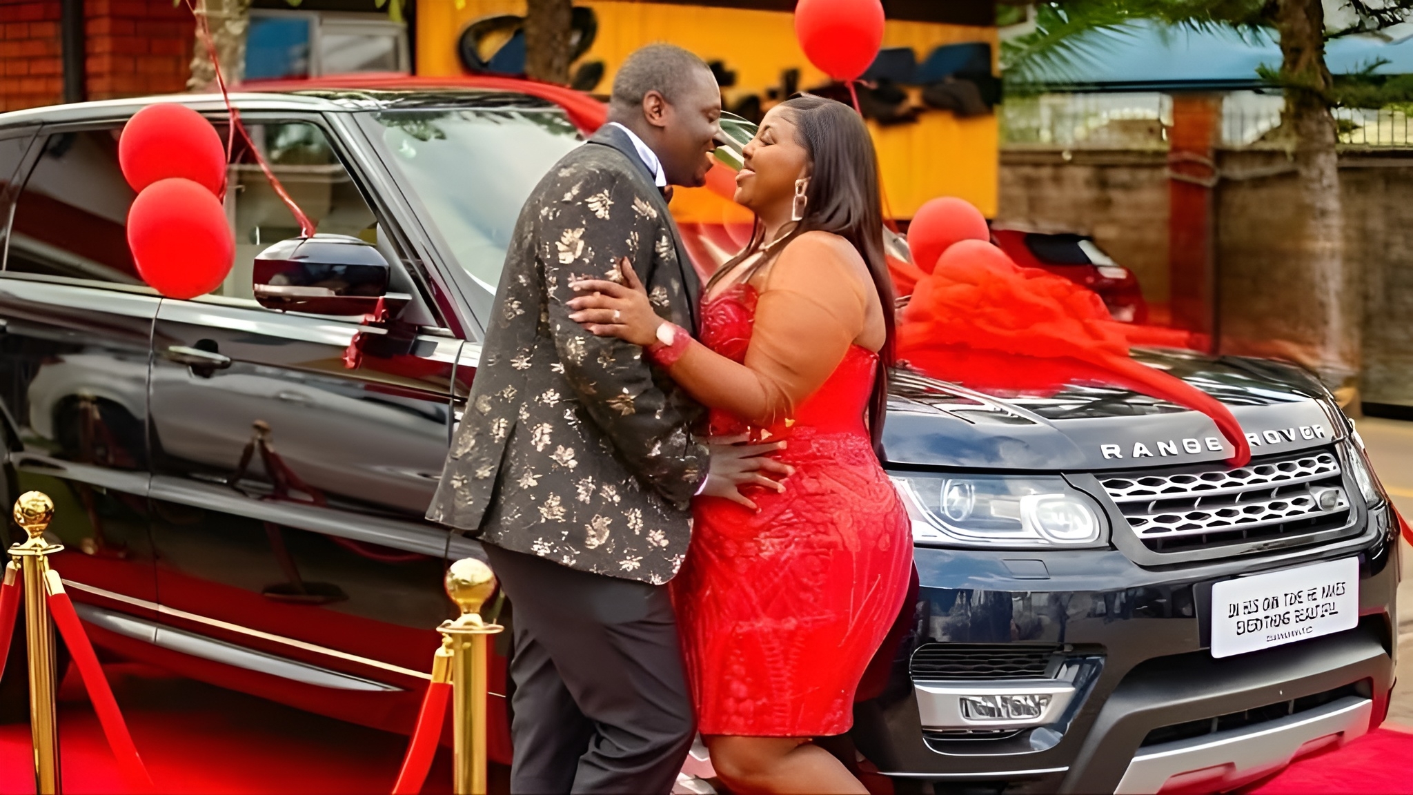 Wakati Wengine Wakilia na Uchumi, Terrence Creative Anunua Range Rover ya Milioni 10