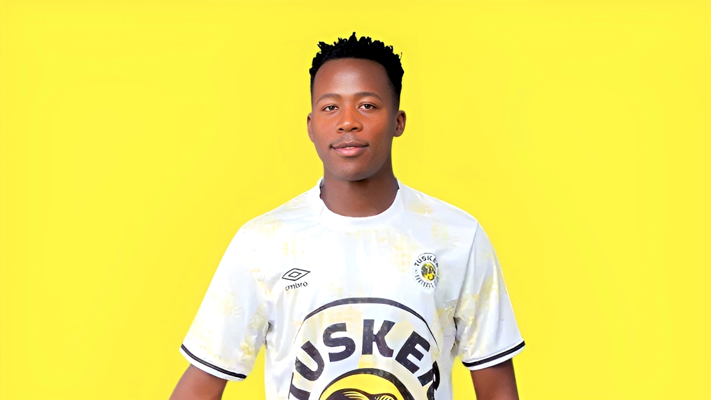 Beki wa Harambee Stars Mike Kibwage Ajiunga na Gor Mahia Kutoka Tusker